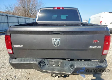 2020 Ram 1500 Classic Tradesman z USA, uszkodzony, nr VIN 3C6RR7KT8LG299418